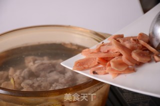 【小森妈妈菜谱】春季祛湿—鲜土茯苓薏米芡实煲排骨的做法步骤：7