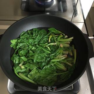 凉拌芝麻菠菜的做法步骤：2
