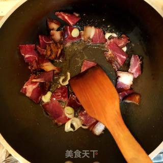 蒜苔腊肉的做法步骤：3