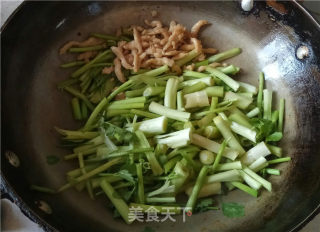 “春食野菜”水芹菜炒鸡丝的做法步骤：5