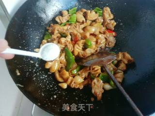 大蒜烧肥肠的做法步骤：13