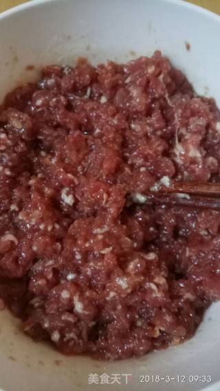 五香里脊肉烤饼的做法步骤：2