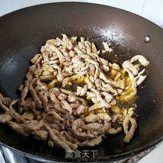 鱼香肉丝的做法步骤：6