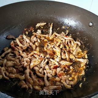 鱼香肉丝的做法步骤：7