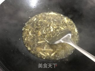小黄鱼雪菜面的做法步骤：10