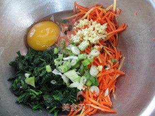 荠菜胡萝卜煎饼的做法步骤：5