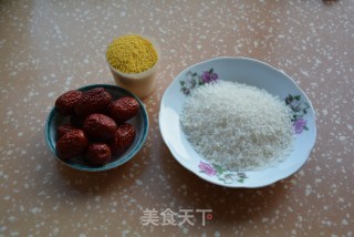 二米红枣粥的做法步骤：1