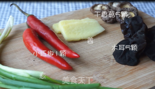 鳗鱼酿豆腐的做法步骤：2