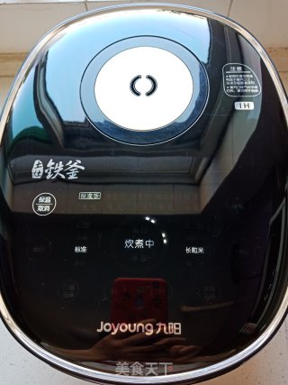 南极磷虾肉饭团的做法步骤：2