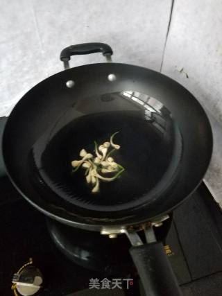 素炒胡萝卜丝的做法步骤：3