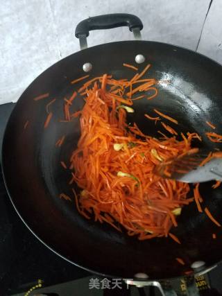 素炒胡萝卜丝的做法步骤：6