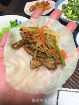 饺子皮版春饼的做法步骤：6