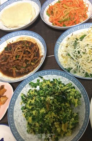 饺子皮版春饼的做法步骤：7