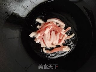 海带炒肉的做法步骤：3