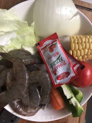 切片面包版披萨的做法步骤：1