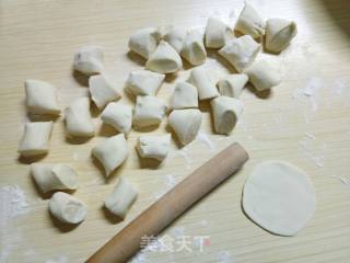 美味小吃：木薯饼的做法步骤：1