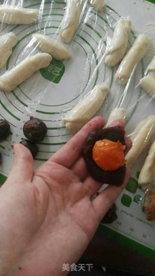 红豆沙蛋黄酥的做法步骤：6