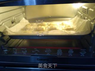 馄饨皮版菠萝派的做法步骤：4
