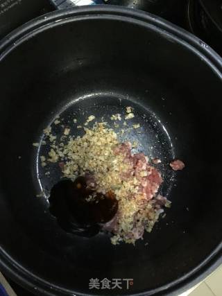 春季野菜：荠菜春卷的做法步骤：3