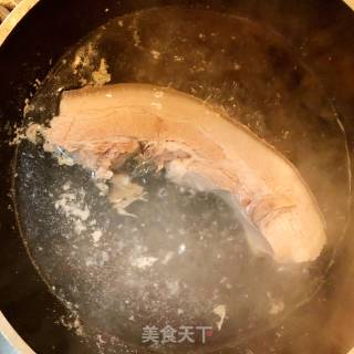 鹌鹑蛋红烧肉的做法步骤：4