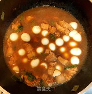 鹌鹑蛋红烧肉的做法步骤：14