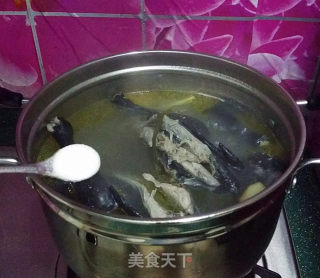 乌骨鸡枸杞汤的做法步骤：8
