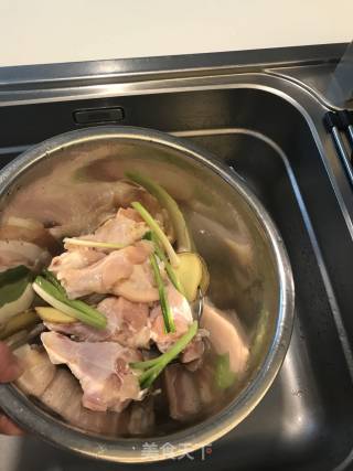 油淋鸡翅根的做法步骤：9