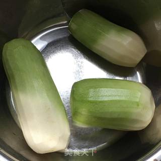 酸甜萝卜片的做法步骤：1
