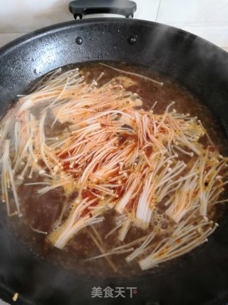 金针菇肥羊汤的做法步骤：2