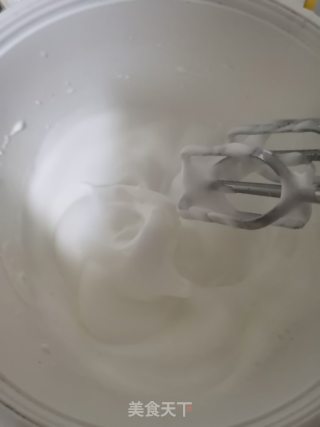 草莓蛋糕卷的做法步骤：4