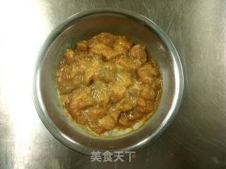 麻辣鸡丁的做法步骤：1