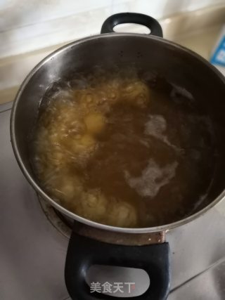 甜水汤圆的做法步骤：1