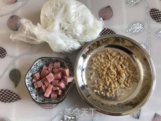 饭团的做法步骤：1