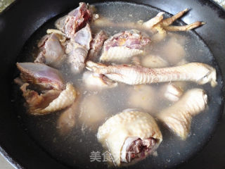 鸡肉麻辣香锅的做法步骤：2