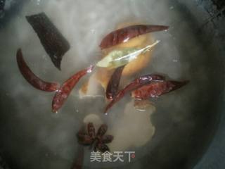 猪皮冻的做法步骤：4
