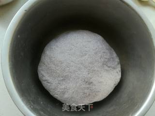 黑米面豆沙发糕的做法步骤：4