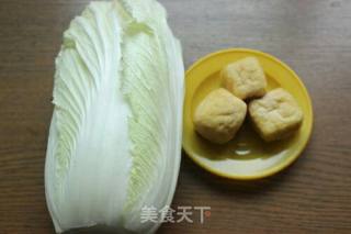 白菜炒小油方的做法步骤：1