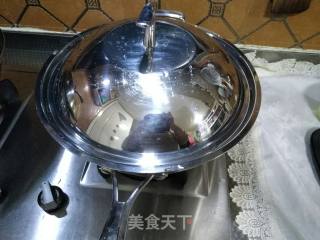 如何快速煮一锅高颜值的荷包蛋的做法步骤：1