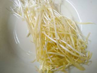 韭黄炒豆干的做法步骤：2