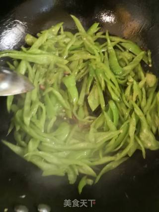 青椒肉丝的做法步骤：6