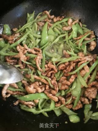 青椒肉丝的做法步骤：7