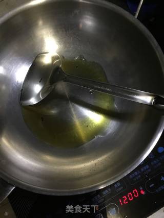 春季野菜----蒜香豆豉豌豆尖的做法步骤：6