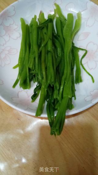 凉拌三色菜的做法步骤：3