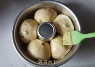 葡萄干花型面包的做法步骤：7