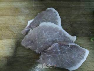 照烧猪排的做法步骤：1