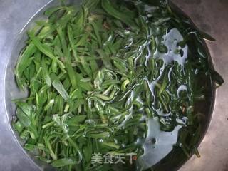 面条菜抻面的做法步骤：1