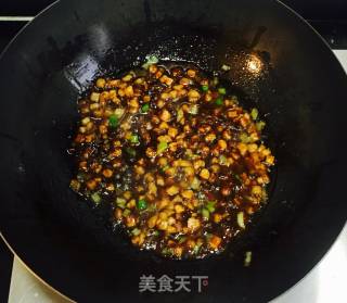 黄瓜肉丁炸酱面的做法步骤：4