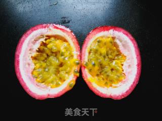 百香果甜瓜汁的做法步骤：2