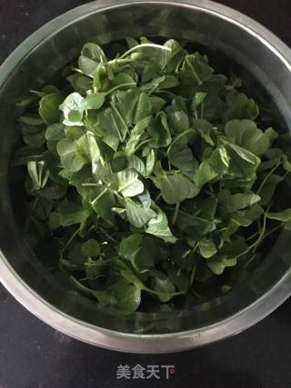 草头饼的做法步骤：1