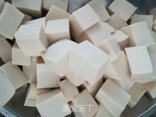 番茄豆腐的做法步骤：1